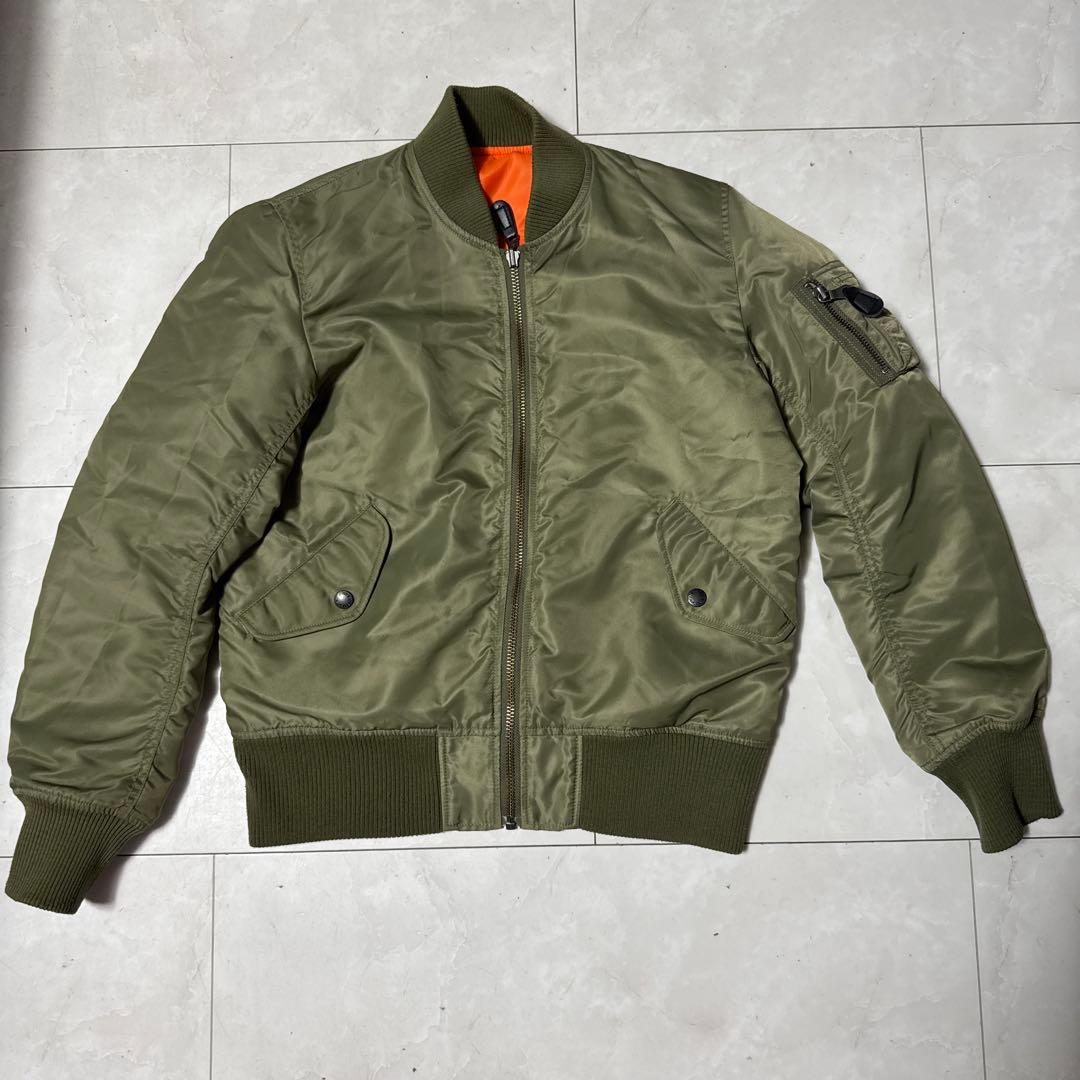 AVIREX MA-1ジャケット オリーブ