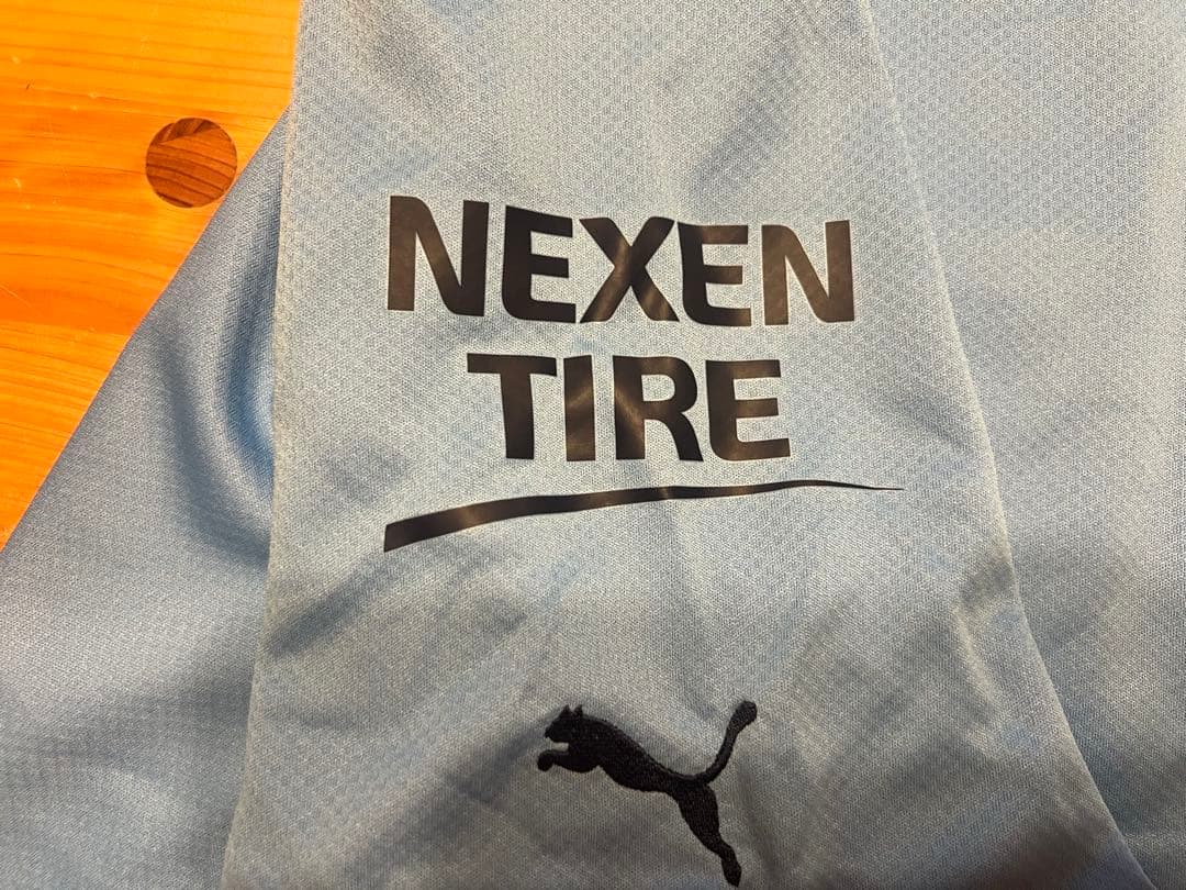 【マンチェスター・シティ2022-2023トレブル記念ユニフォームセット】タグ付