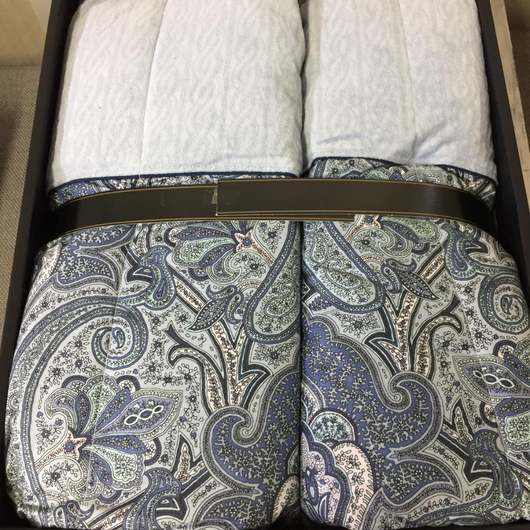 イヴサンローラン　羽毛　ダウンケット　掛け布団