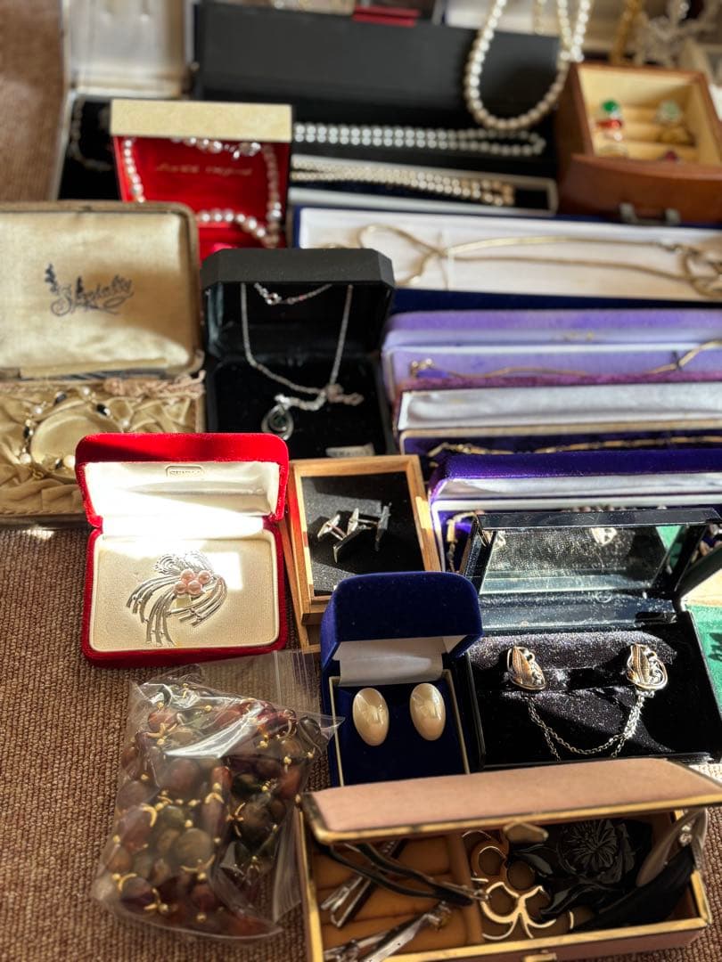 I*L様 遺品整理　ネックレス　指輪　ゴールド　金　シルバー　大量　まとめ売り