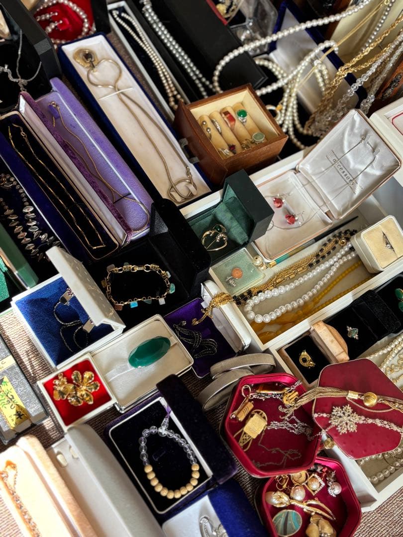 I*L様 遺品整理　ネックレス　指輪　ゴールド　金　シルバー　大量　まとめ売り