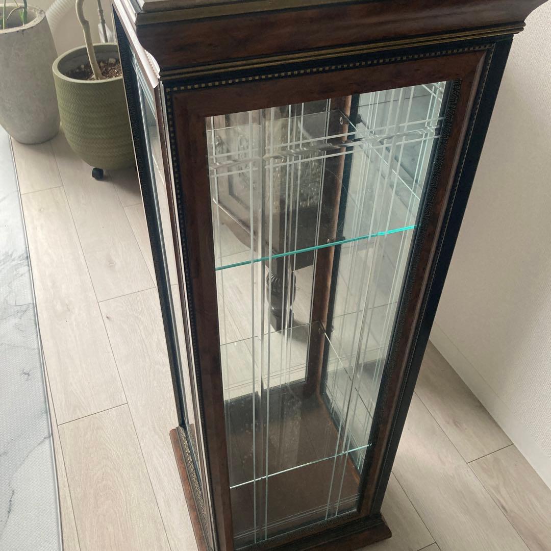 木製ガラスキャビネット 大理石調天板