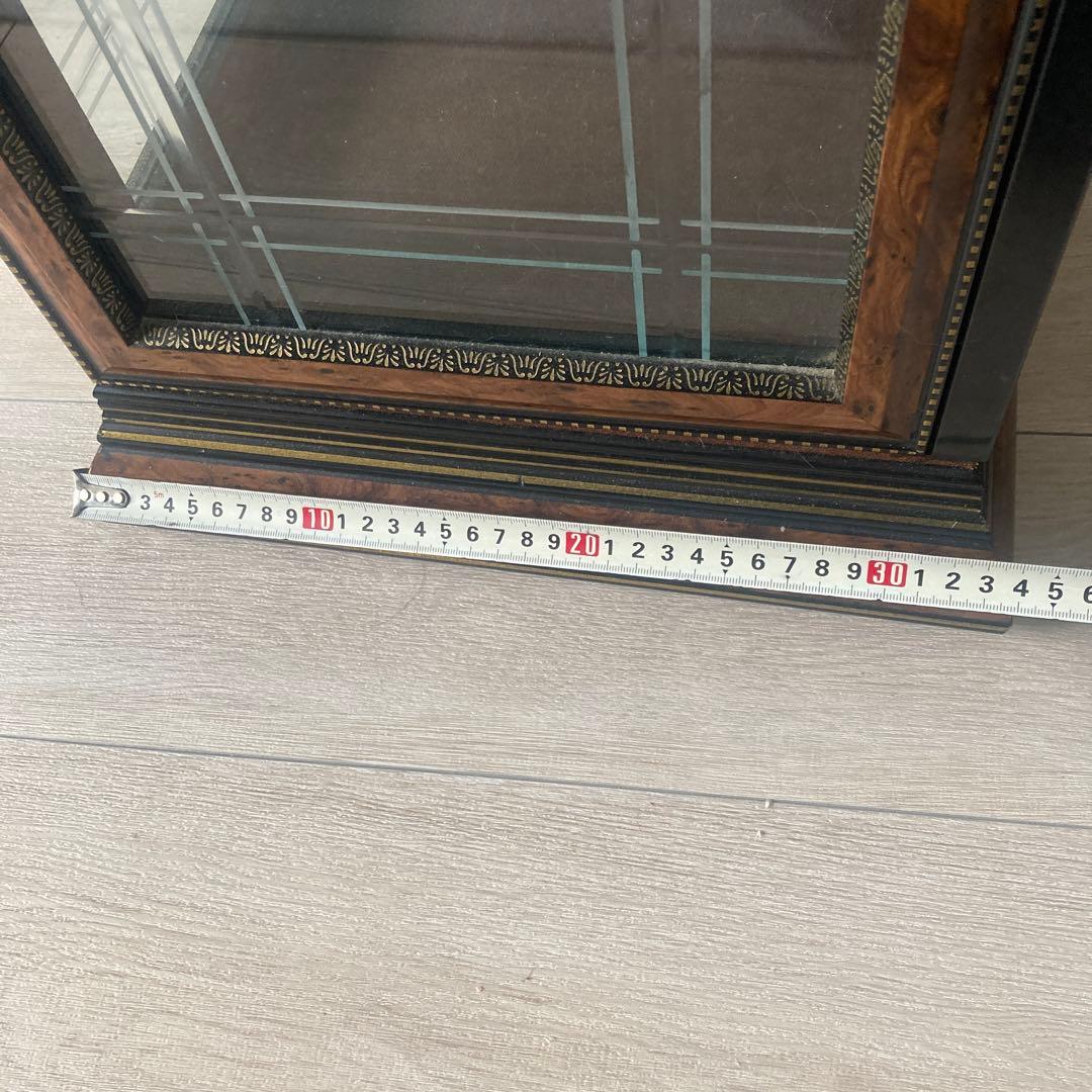 木製ガラスキャビネット 大理石調天板