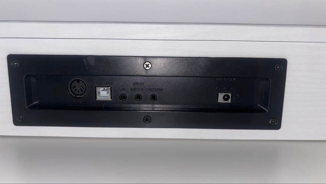 carina(カリーナ)電子ピアノ 88鍵盤 木製 WH/ホワイト LF0088