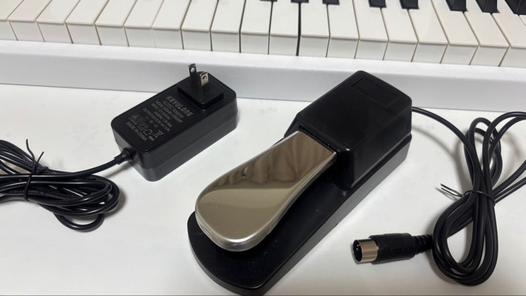 carina(カリーナ)電子ピアノ 88鍵盤 木製 WH/ホワイト LF0088