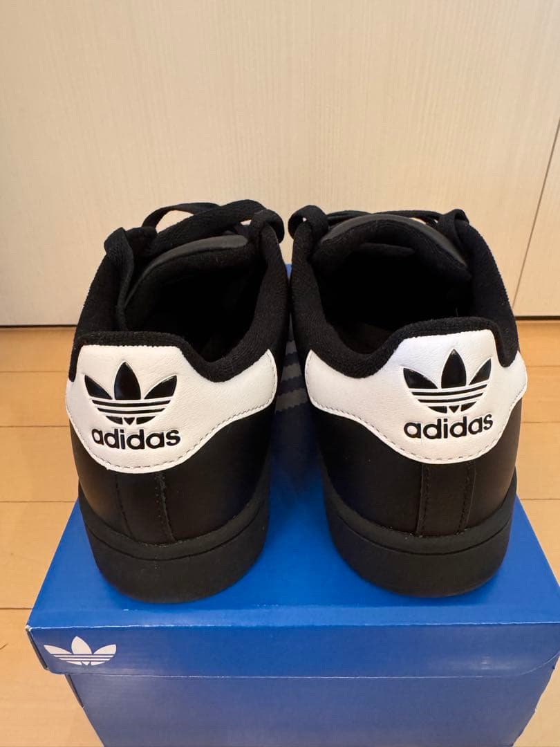 【新品未使用】adidas SUPERSTAR ブラック　23.5㎝
