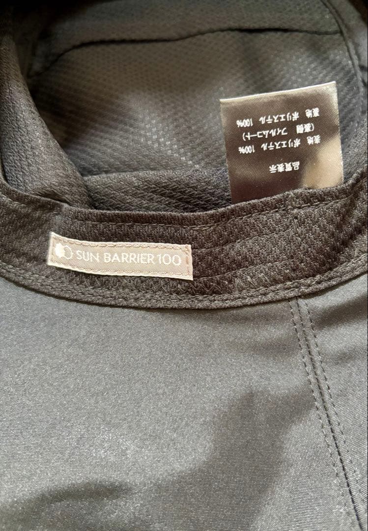 美品　サンバリア 100 トラベルハット　ブラック　Mサイズ　純正ストラップ付き