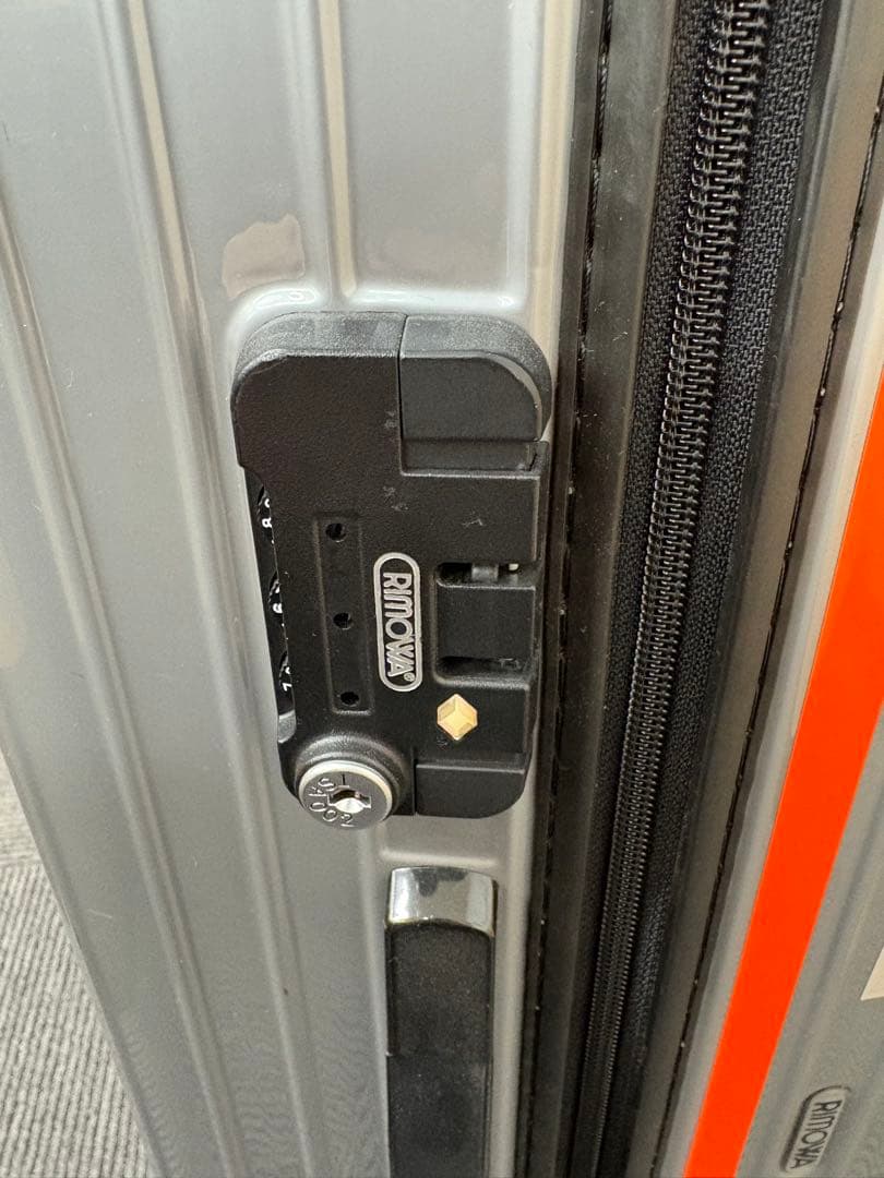 正規品　RIMOWA リモワ サルサ　スーツケース　キャリケース　98L