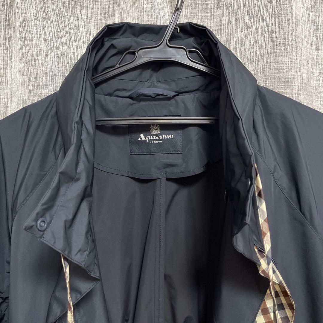 特価　アクアスキュータム　レインコート