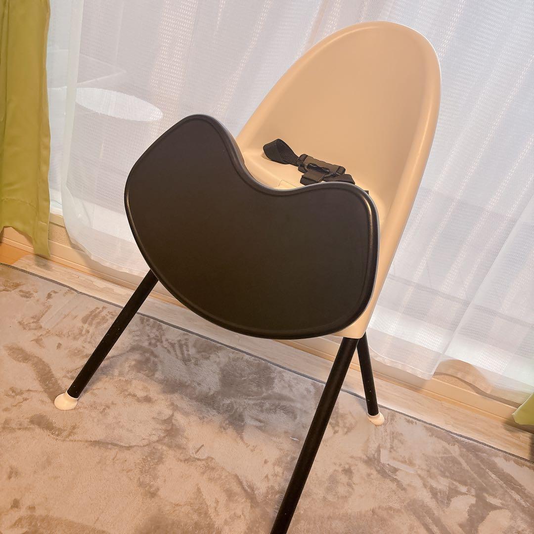 ベビービョルン　ハイチェア　ホワイト　ブラック