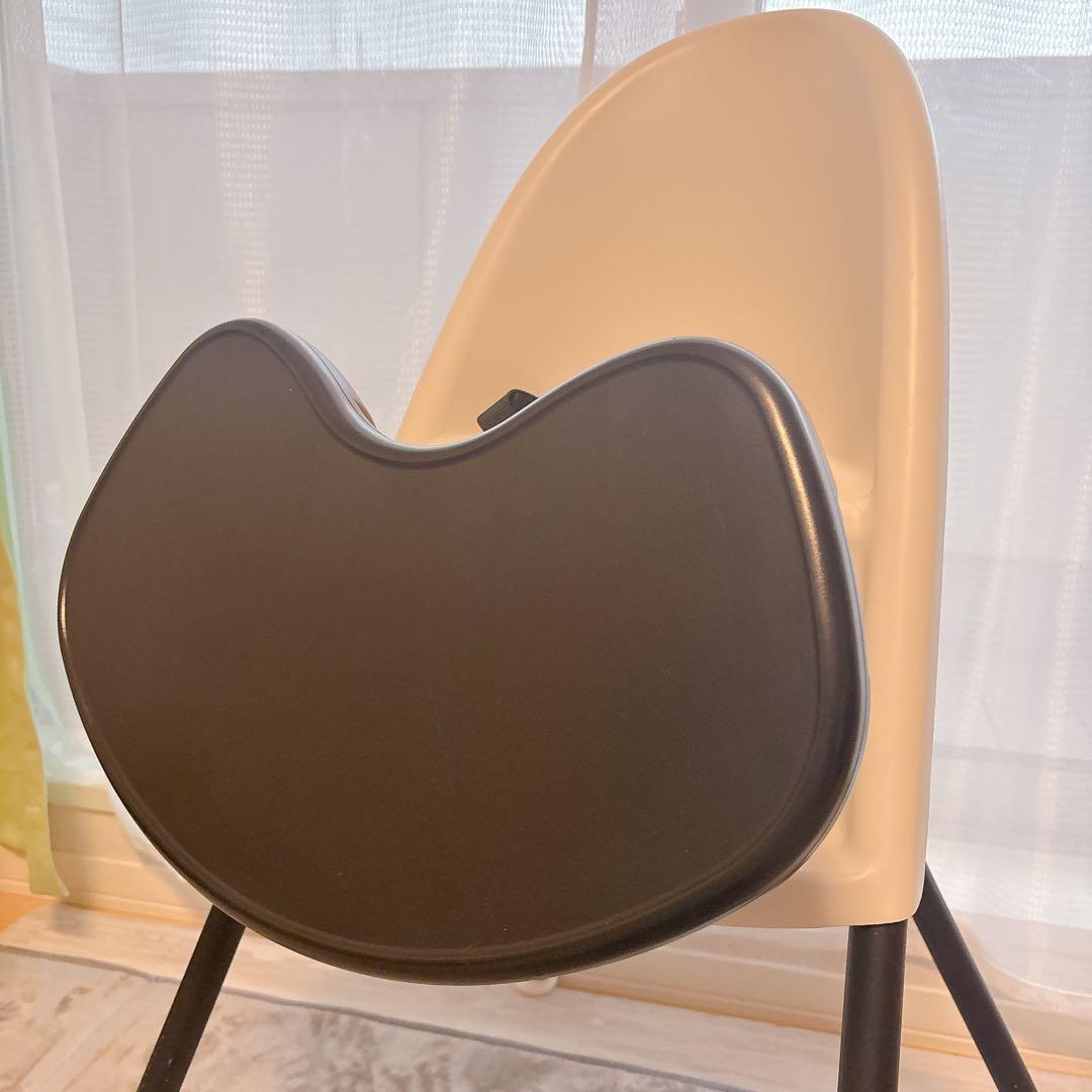 ベビービョルン　ハイチェア　ホワイト　ブラック