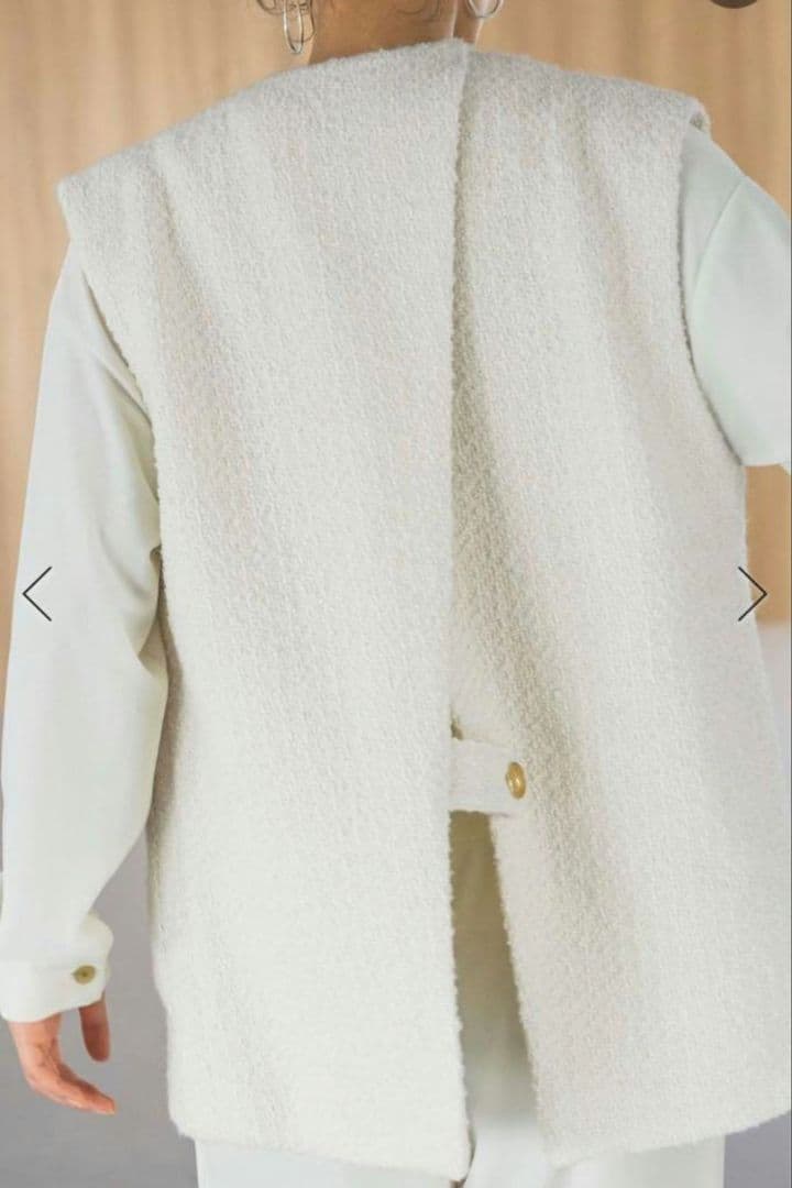 アパートバイローリーズ　ツイードノーカラーベスト　ブラック