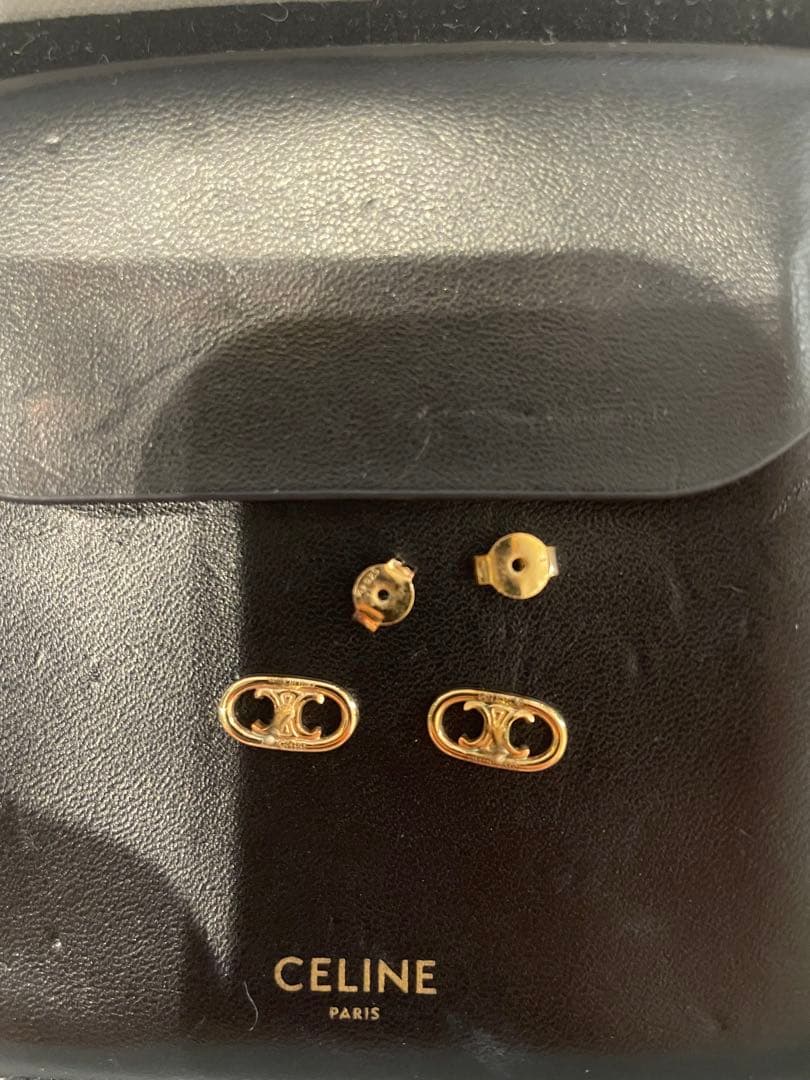 CELINE セリーヌ トリオンフ ピアス