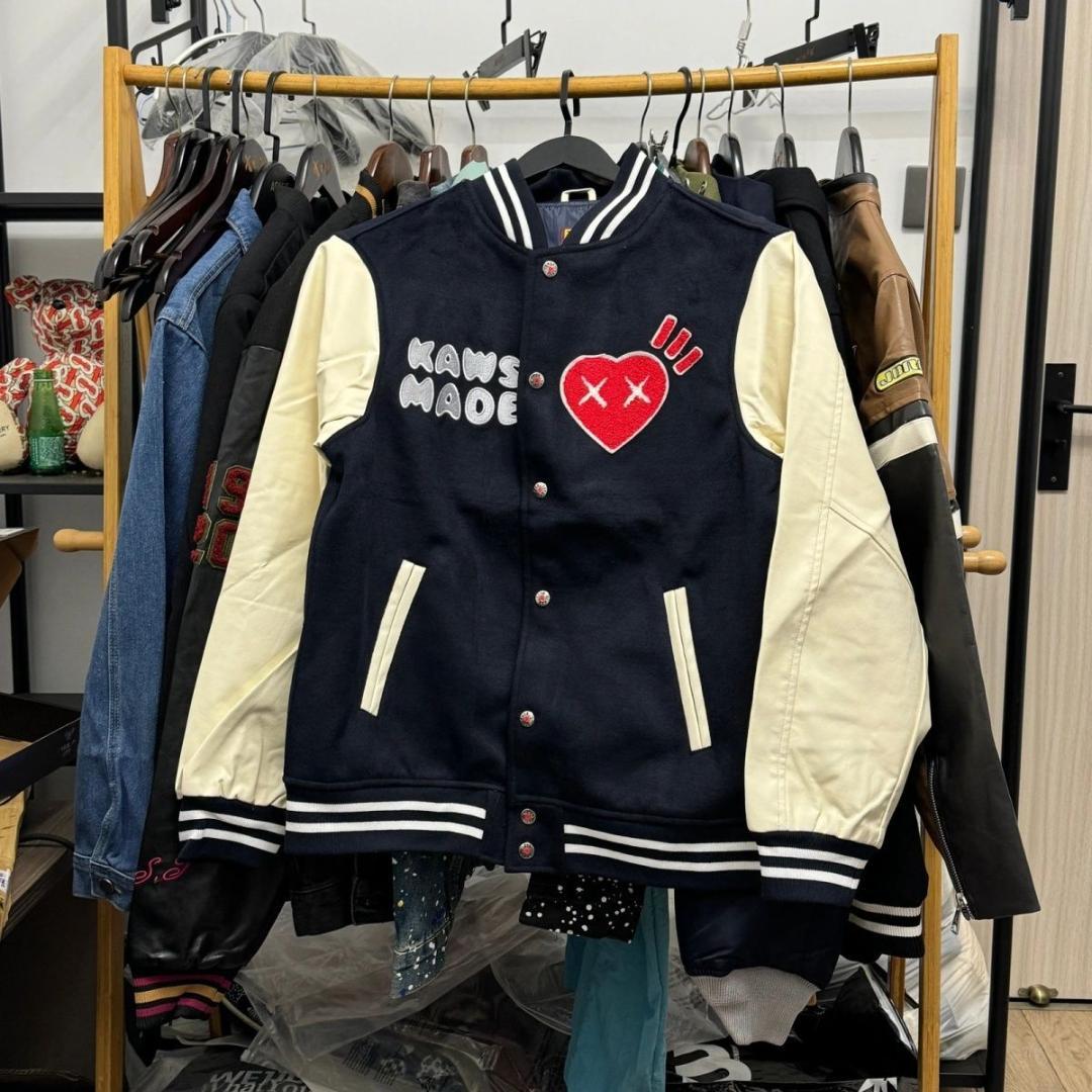 Human made KAWAS MADE スタジャン ネイビー Mサイズ