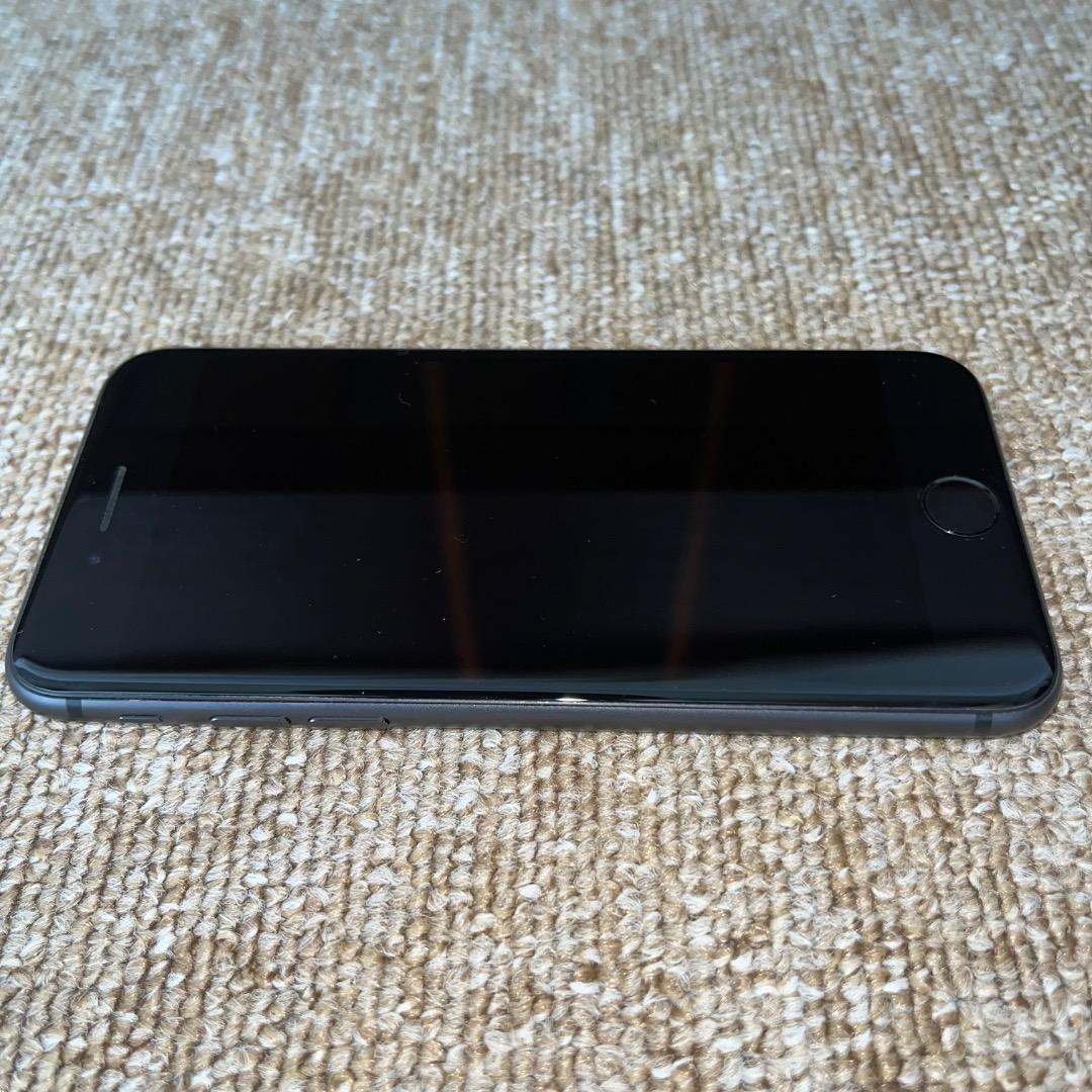 Apple iPhone 8 ブラック 本体 64GB 中古