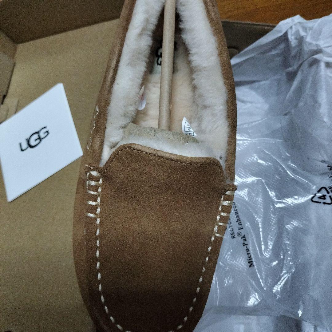 アグ 　UGG 　モカシン　キャメル　新品未使用