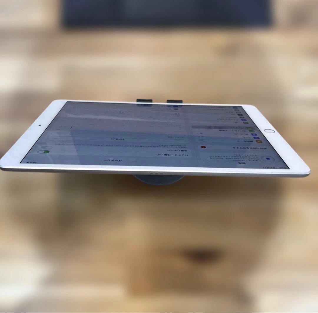 K1636 SIMフリー　iPad Air3 64GB