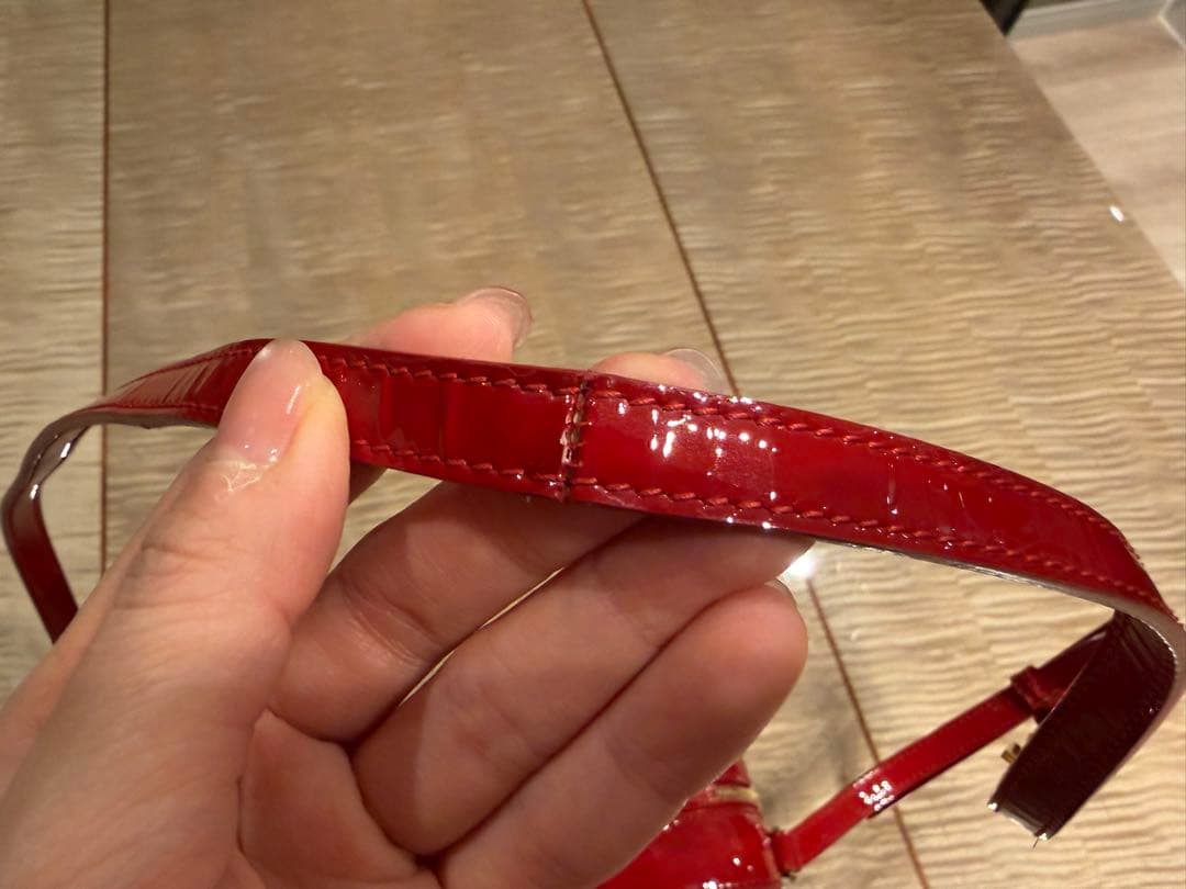 サンローラン♡エナメルショルダーバッグ