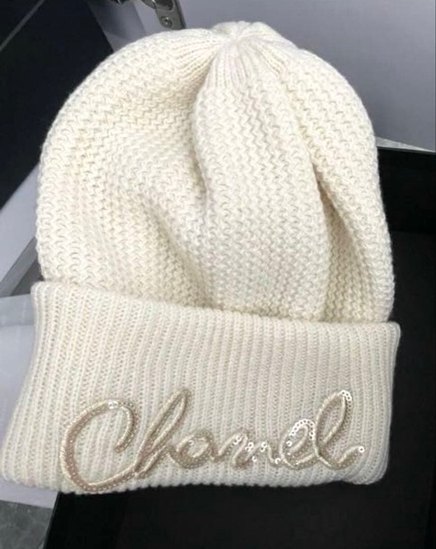 Kikiさま専用♡CHANEL カシミヤ スパンコール　ニット帽　キャップ　白