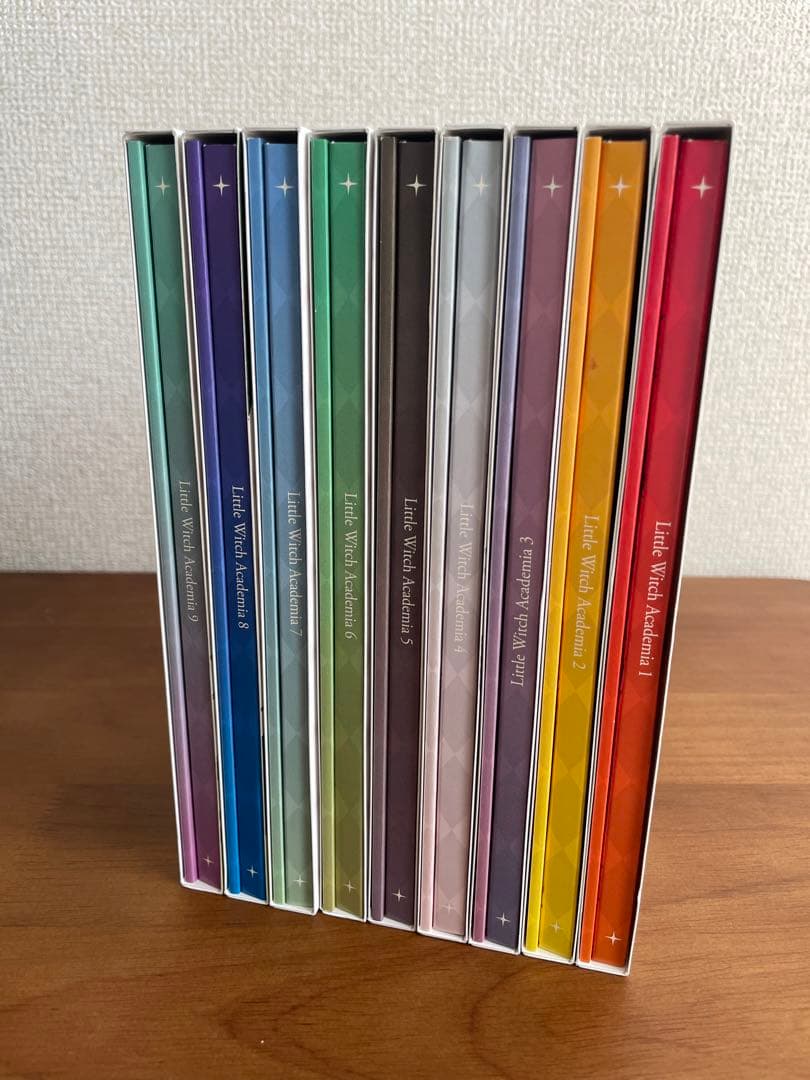 【全巻初回限定版】リトルウィッチアカデミア　Blu-ray 1〜9巻