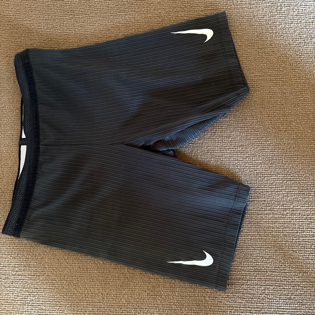 Nike エアロスイフト