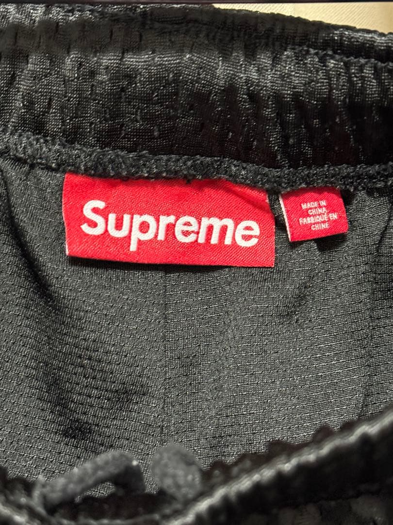 Supreme ブラック メッシュショートパンツ