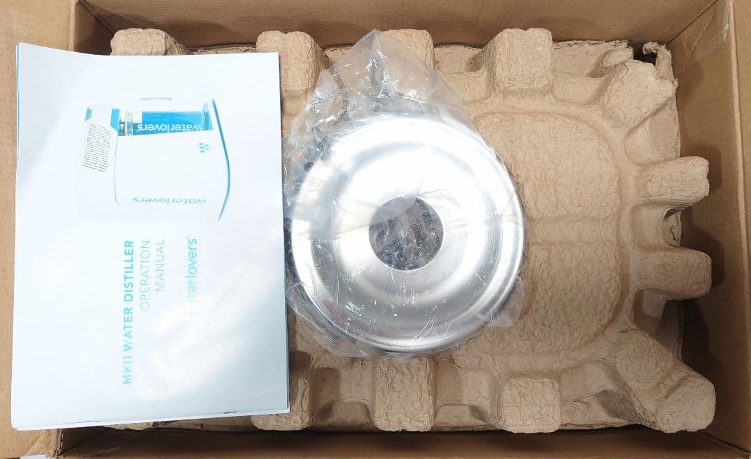 スマートテクノロジーを搭載した先進的なデザインの蒸留水器【新品】