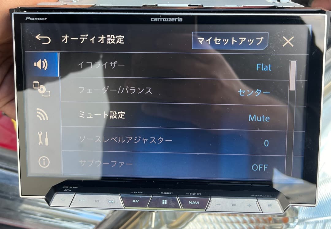 パイオニア　カロッツェリア　AVIC-CL900 カーナビ