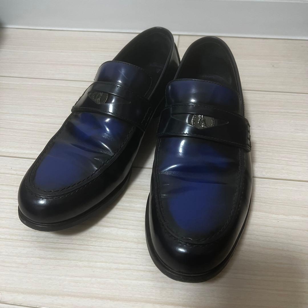 JIMMY CHOO ブラック/ブルー ローファー