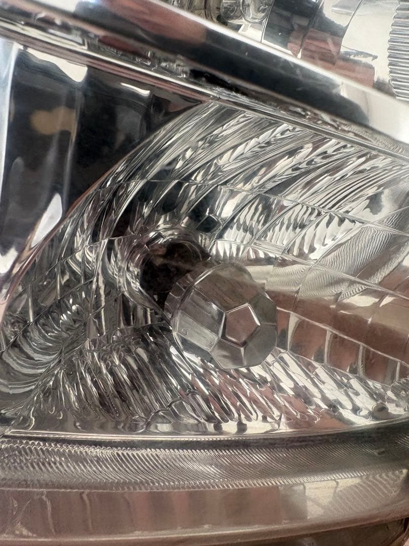 トヨタ純正ヘッドライト 左右セット　中古