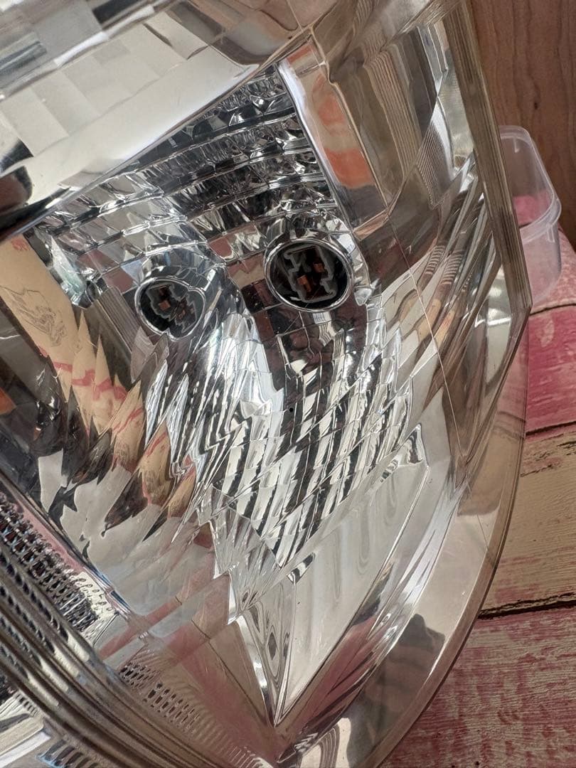 トヨタ純正ヘッドライト 左右セット　中古