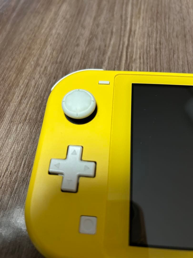 【ジャンク】Nintendo Switch Lite イエロー 本体