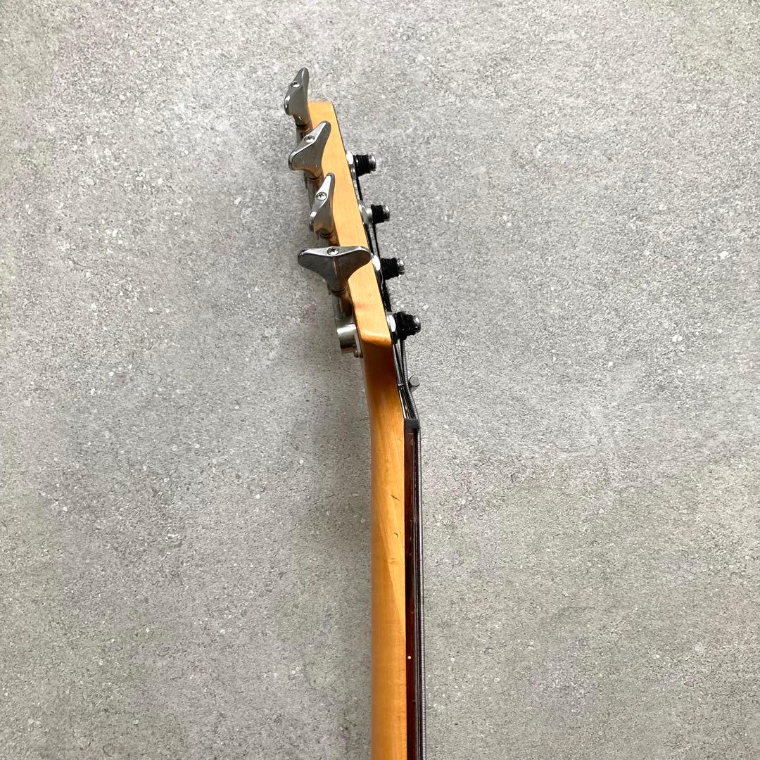 Fernandes Limited Edition ホワイト 4弦エレキベース