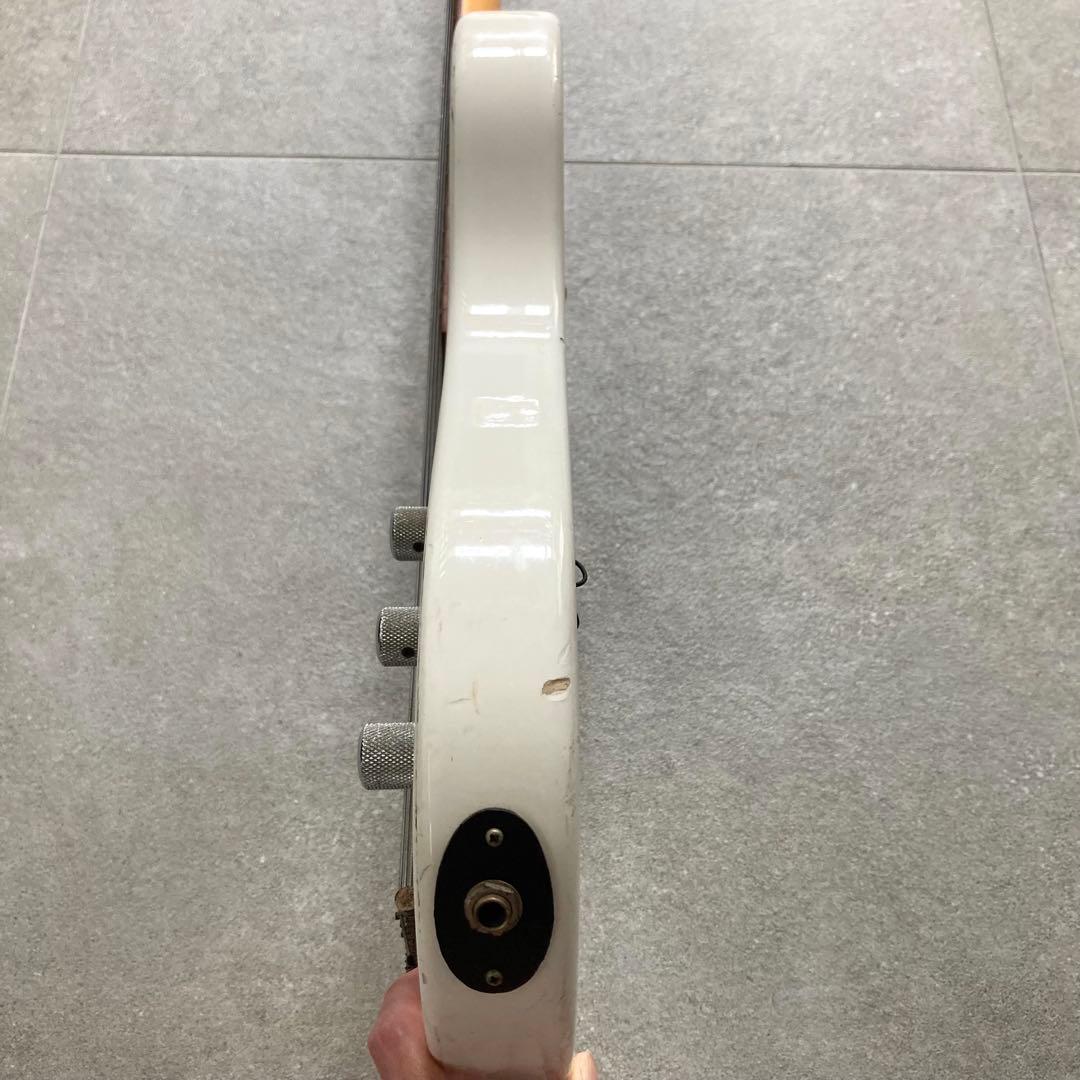 Fernandes Limited Edition ホワイト 4弦エレキベース