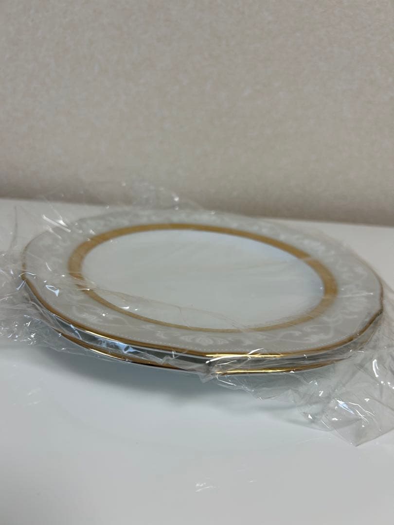 【新品】ハンプシャーゴールド 14PCディナーペアセット　半額以下