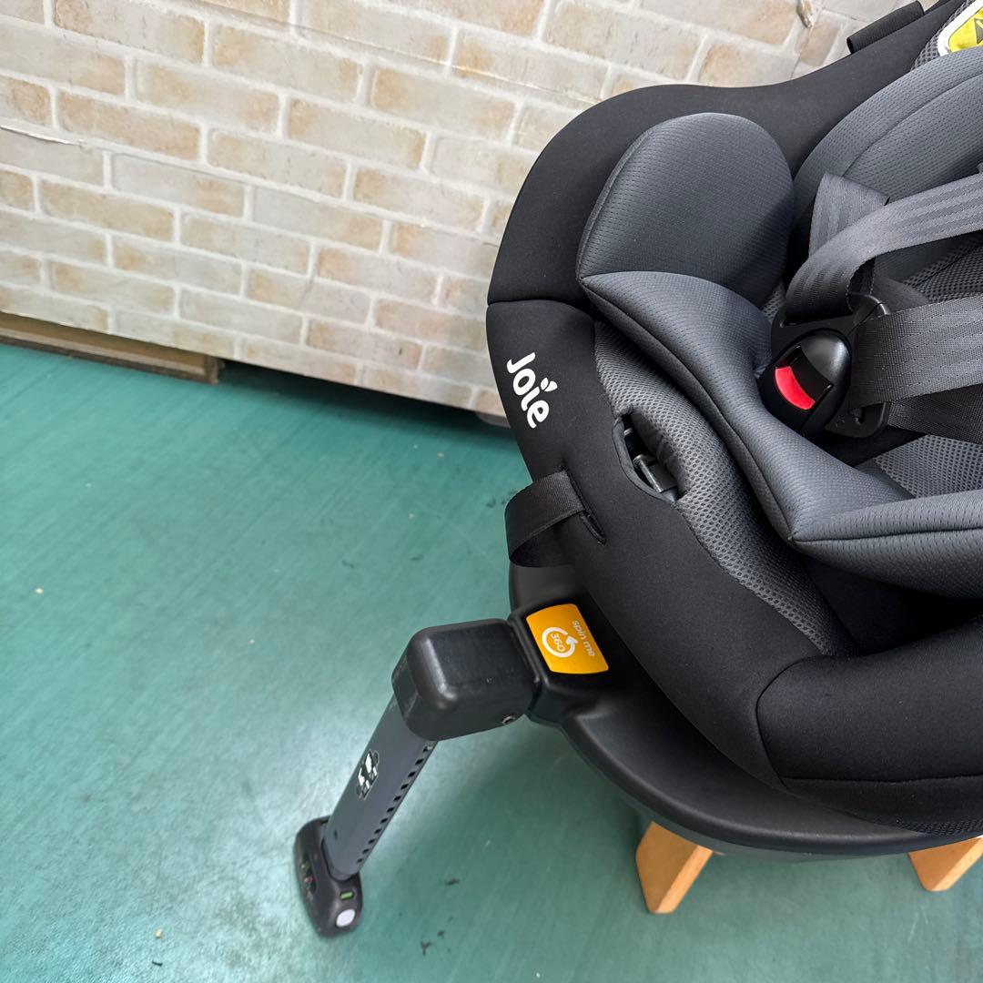 ジョイー　チャイルドシート isofix 回転式　新生児から