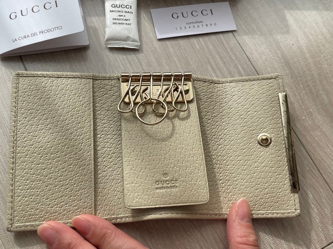 【未使用箱付き】GUCCI キーケース　キーリング　GGライン
