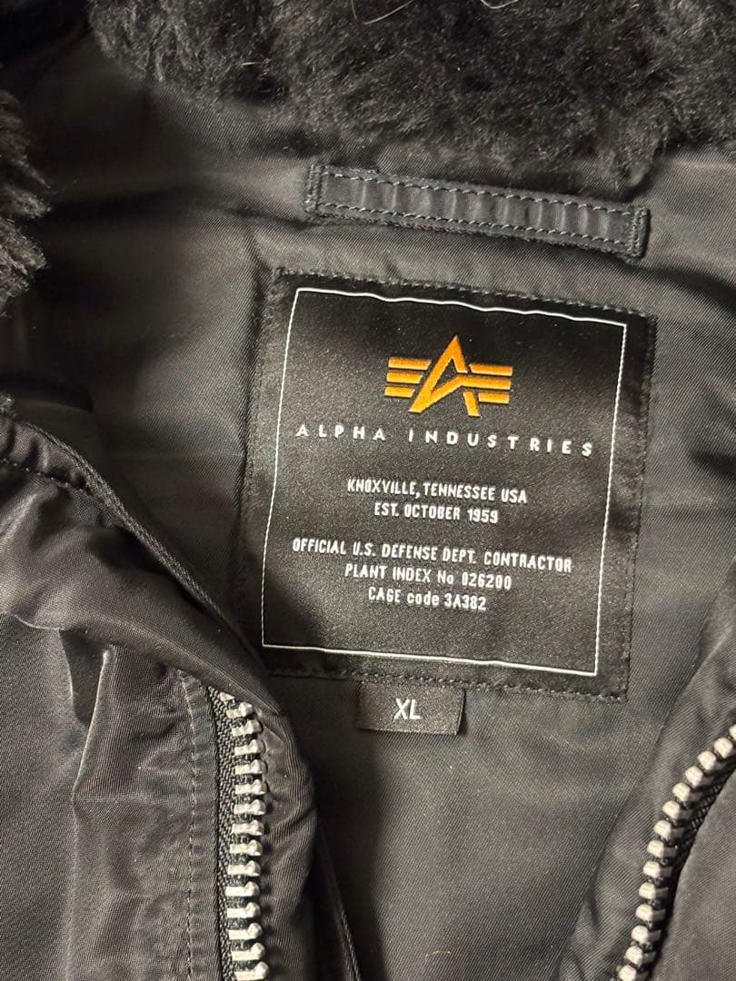 試着のみ美品　ALPHA アルファインダストリーズn3b ブラック