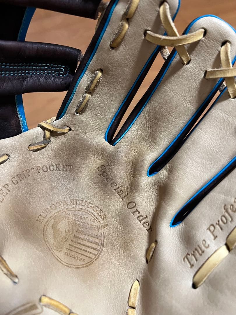 特注 軟式野球グローブ 黒/青/ベージュ