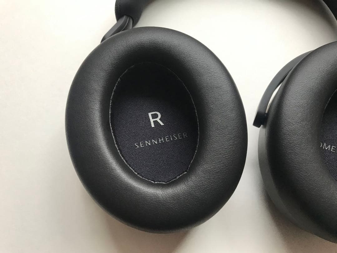 極美品！SENNHEISER / MOMENTUM 4 Wireless / 黒