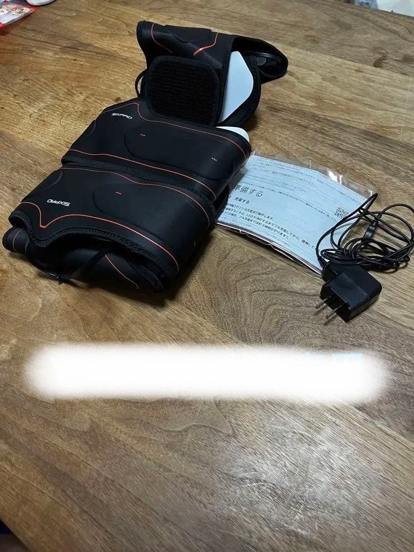 SIXPAD シックスパッドボトムベルト(ムーンさんご購入)