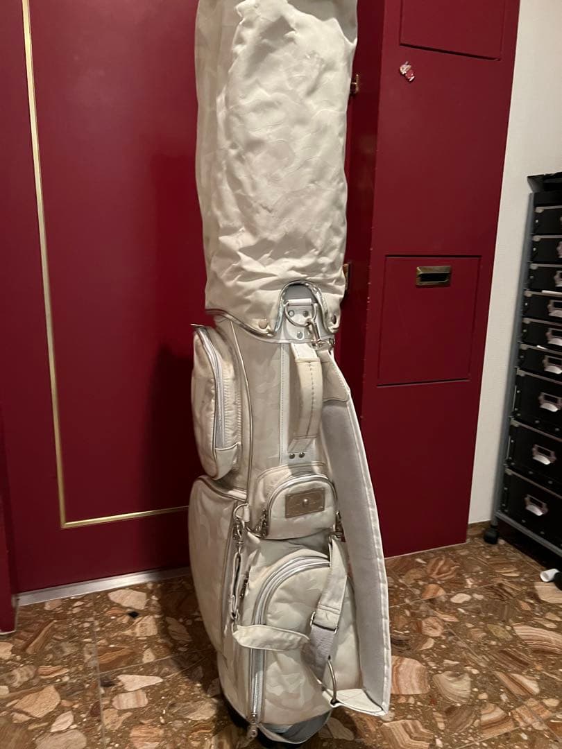 MARK & LONA ホワイトキャディバッグ