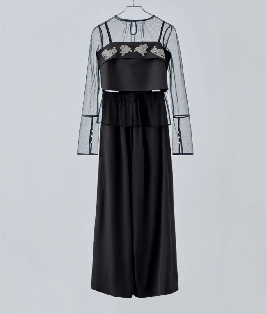 etoll. リボン刺繍ビスチェ&ワイドパンツ&シアーインナーSET UP