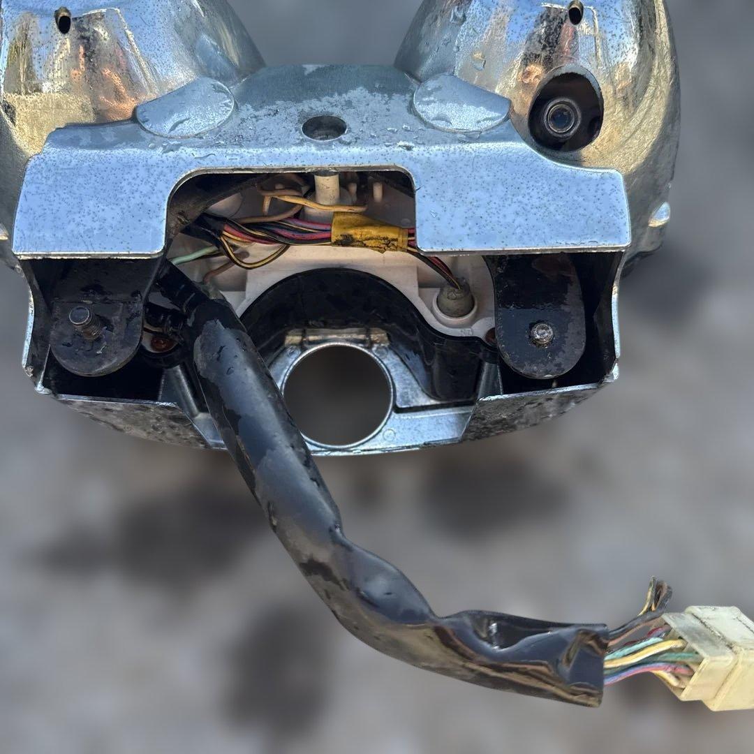 kawasaki バリオス2.ゼファーχ.zrx400 純正メーター