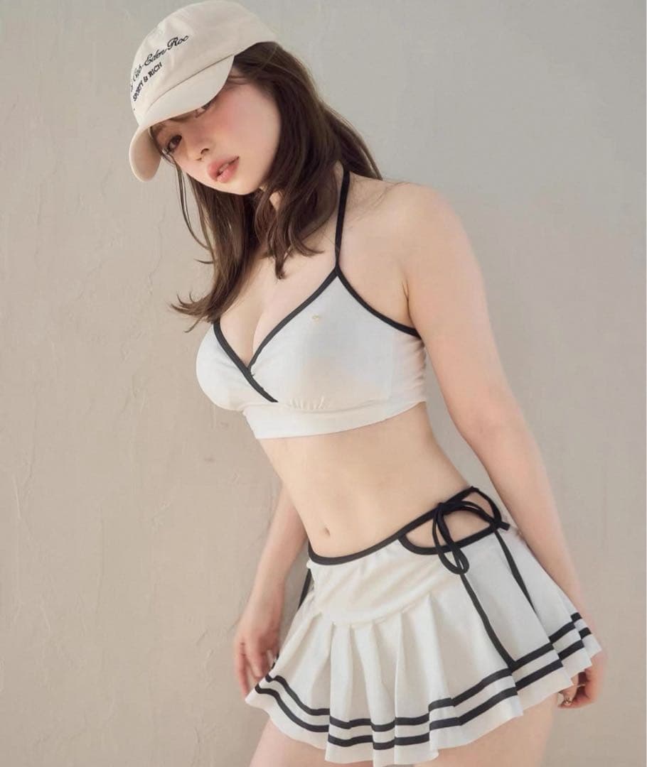Andmary Coco pleats swimwear White 水着