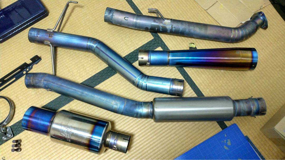RSE typeR (FK8)マフラー本体 にゃっき