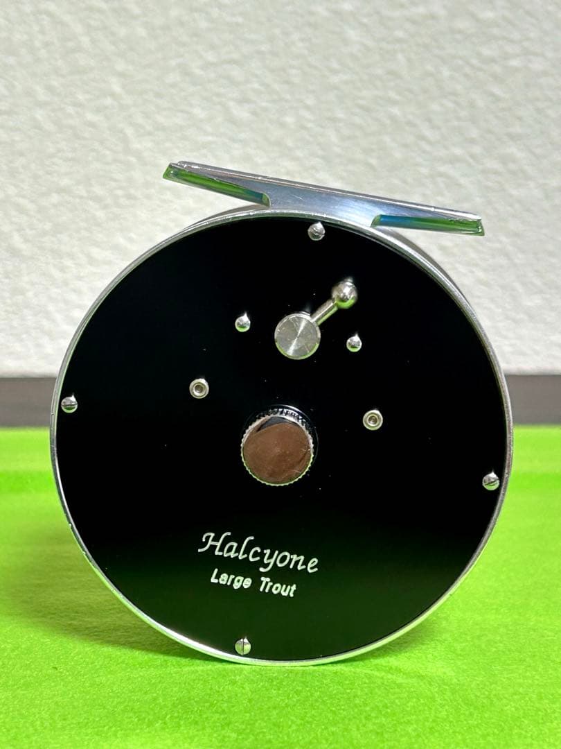 リール Kiraku Halcyone Large Trout. #6-#8
