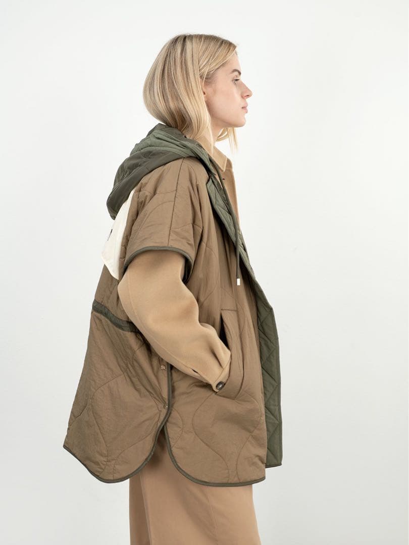 Weekend MaxMara ポンチョ　ケープコート ジャンパー