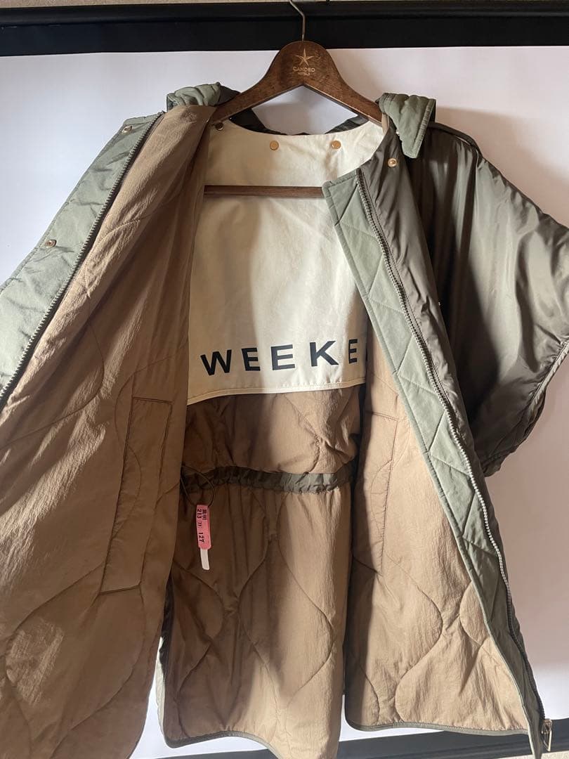 Weekend MaxMara ポンチョ　ケープコート ジャンパー