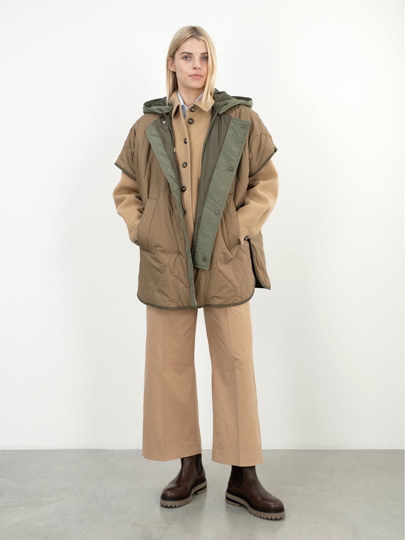 Weekend MaxMara ポンチョ　ケープコート ジャンパー